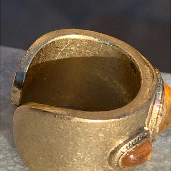 A Stunning Vintage Nina Ricci Etruscan Revival Ring w/Amber Colored Stones - Picture 3 of 12